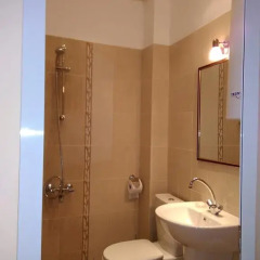 Отель Guest House Balchik Болгария, Балчик - отзывы, цены и фото номеров - забронировать отель Guest House Balchik онлайн ванная фото 2
