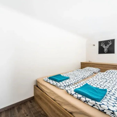 Отель Erzsébet Apartmanok Апартаменты с различными типами кроватей фото 6