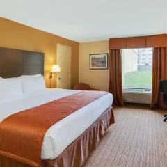 Отель Baymont by Wyndham Charlotte Airport North / I-85 North 2* Стандартный номер с различными типами кроватей фото 3