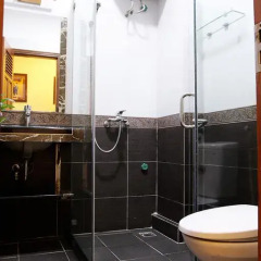 Отель Tomodachi House 2* Кровать в общем номере с двухъярусной кроватью