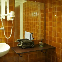 Отель Hôtel Eden Montmartre 3* Стандартный номер с различными типами кроватей фото 5