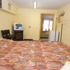 Гостиница Inn RoomComfort Номер Эконом разные типы кроватей (общая ванная комната) фото 9