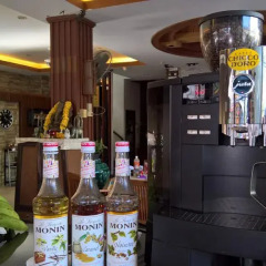 Отель MVC Patong House гостиничный бар