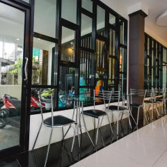 Отель Fulla Place фитнесс-зал