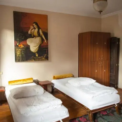 Chambers Of The Boheme - Hostel Стандартный номер с различными типами кроватей фото 3
