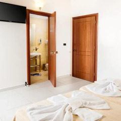 Avalon Hotel 4* Стандартный номер фото 13