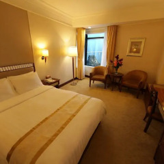 Hotel Golden Dragon 4* Стандартный номер с различными типами кроватей