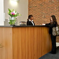 Отель Living by BridgeStreet, Manchester City Centre интерьер отеля