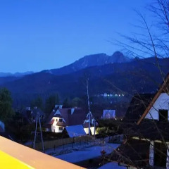 Отель Apartament Słoneczny Zakopane Косцелиско балкон