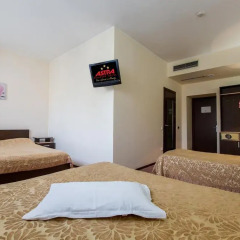 Astra Hotel комната для гостей