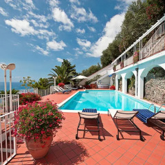 Отель Villa Ravello Равелло бассейн