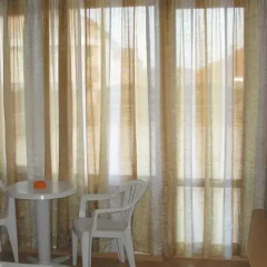 Отель Tomcho Guest House Равда удобства в номере