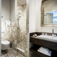 Отель Luxury Suites Amsterdam 5* Улучшенный люкс фото 6