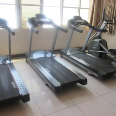 Hotel Chez Wou фитнесс-зал