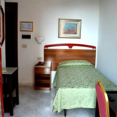 Hotel Malaga 3* Стандартный номер с различными типами кроватей