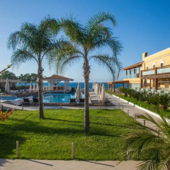 Отель Villa Di Mare Seaside Suites