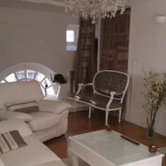 Отель Magnifique Appartement dans Hôtel Particulier Monument Historique Париж спа