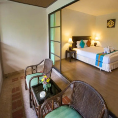 Отель Coconut Village Resort 4* Улучшенный номер с двуспальной кроватью фото 5