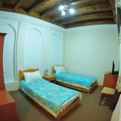 Ziyobaxsh Hotel 3* Стандартный номер с 2 отдельными кроватями фото 3