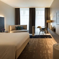 Renaissance Hamburg Hotel 5* Номер Делюкс с различными типами кроватей