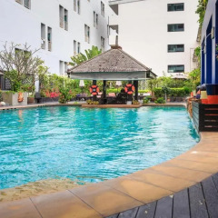 Sunbeam Hotel Pattaya бассейн фото 3