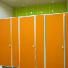 DREAM Hostel Zaporizhia сейф в номере