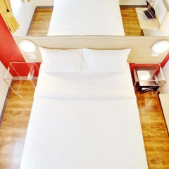 Отель Red Planet Aseana City, Manila 2* Стандартный номер с различными типами кроватей фото 3