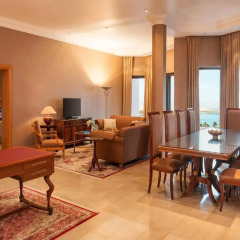 Sheraton Abu Dhabi Hotel & Resort интерьер отеля