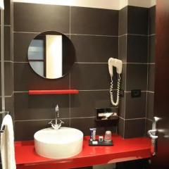 Отель Ih Hotels Milano Watt 13 Стандартный номер фото 3