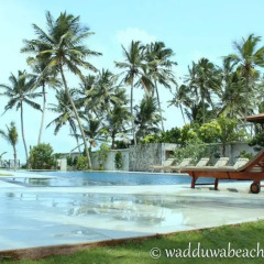 Отель Wadduwa Beach Villa бассейн фото 2