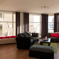 Отель Old City Centre apartments - Damrak building Нидерланды, Амстердам - отзывы, цены и фото номеров - забронировать отель Old City Centre apartments - Damrak building онлайн комната для гостей фото 5