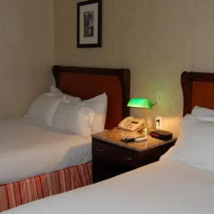 Windsor Inn Hotel в номере