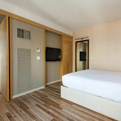 Отель West 57th Street by Hilton Club США, Нью-Йорк - отзывы, цены и фото номеров - забронировать отель West 57th Street by Hilton Club онлайн комната для гостей фото 3