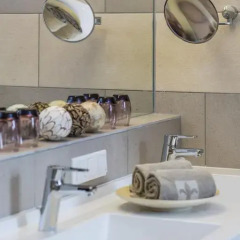 Отель Narzissen Vital Resort Bad Aussee ванная фото 3
