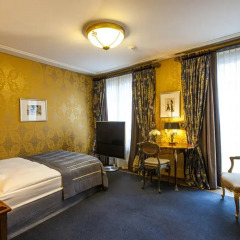 Grand Hotel Les Trois Rois 5* Улучшенный номер с различными типами кроватей фото 2
