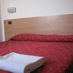 Отель Friendship Place 3* Стандартный номер с двуспальной кроватью фото 19
