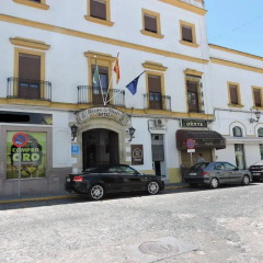 Hotel La Fonda del Califa парковка