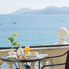 Отель InterContinental Carlton Cannes 5* Люкс повышенной комфортности с различными типами кроватей