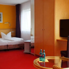 Hotel am Buschkrugpark комната для гостей