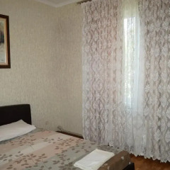 Гостиница Holiday Home On Kuybysheva Коттедж с различными типами кроватей фото 15