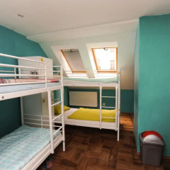 Backpacker Hostel Кровать в общем номере с двухъярусной кроватью фото 5