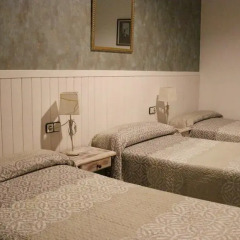 Отель Hostal San Isidro Стандартный номер с различными типами кроватей фото 3