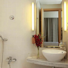 Отель Novotel Suites Mall of the Emirates 3* Стандартный номер с различными типами кроватей