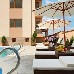 Отель Stanny Court ApartHotel балкон