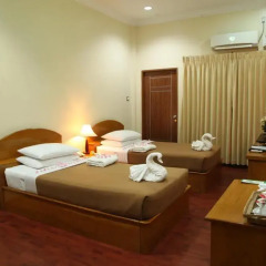 Mingalar Thiri Hotel комната для гостей фото 3