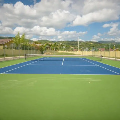 Отель Retreat Drax Hall Country Club спортивное сооружение