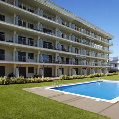 Отель Apartaments Terraza - Salatà Mar Испания, Курорт Росес - отзывы, цены и фото номеров - забронировать отель Apartaments Terraza - Salatà Mar онлайн бассейн фото 2