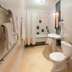 Гостиница Золотой пляж 3* Люкс с различными типами кроватей фото 6