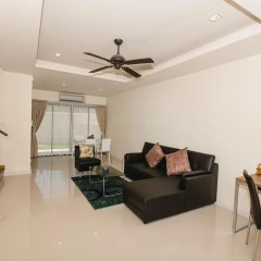 Отель Phuket Marbella Villa 4* Апартаменты с различными типами кроватей фото 6