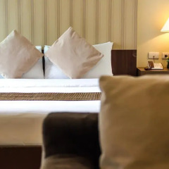 Отель The Platinum Suite 3* Стандартный номер фото 5